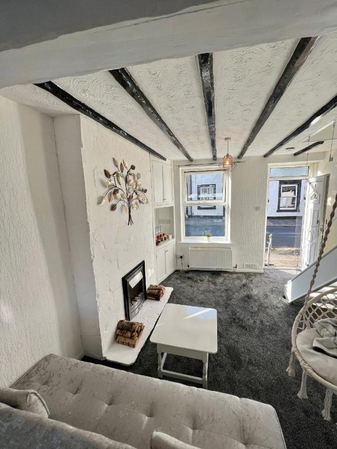 The Pleasure House Bed and Breakfast Morecambe Exteriör bild